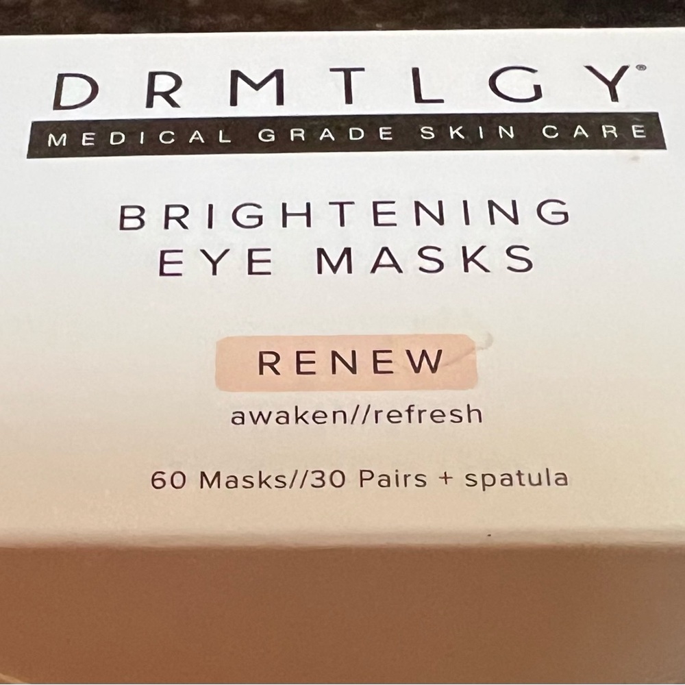 DRMTLGY Brighening Eye masks. Excellent results. 60 Masks.